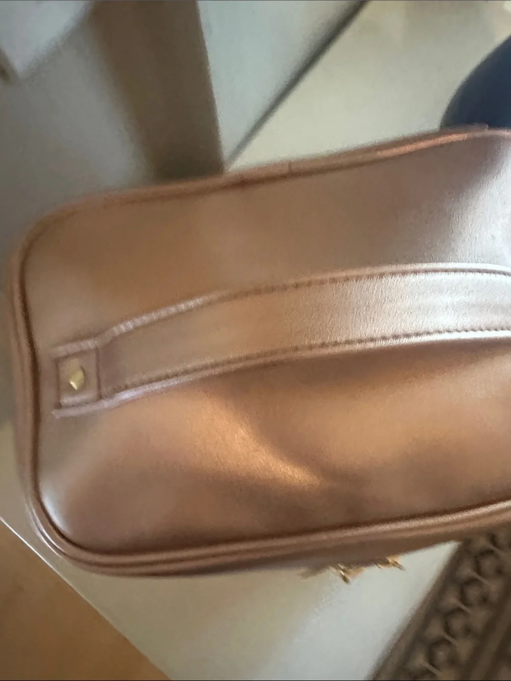 ⭐️ Jeffree Star Metallic Rose Train Case